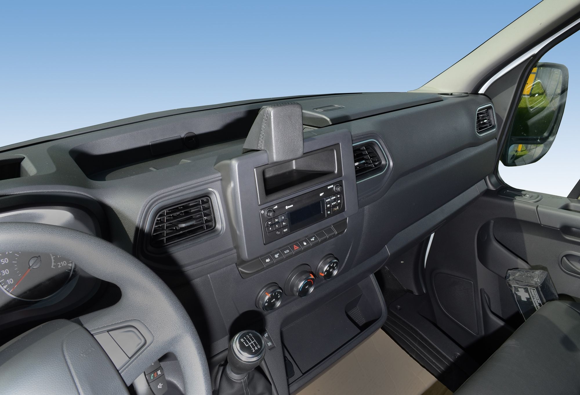Kuda console Opel Movano/ Renault Master 2019- NAVI