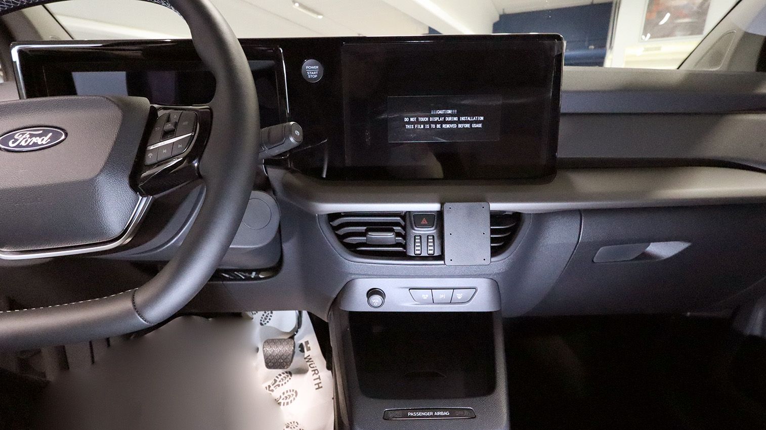 Proclip Ford Transit Courier 24-only for 10"- Center mount